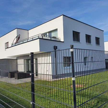 Leon Apartment Neu! Gemuetlichkeit An Erster Stelle Linz Buitenkant foto